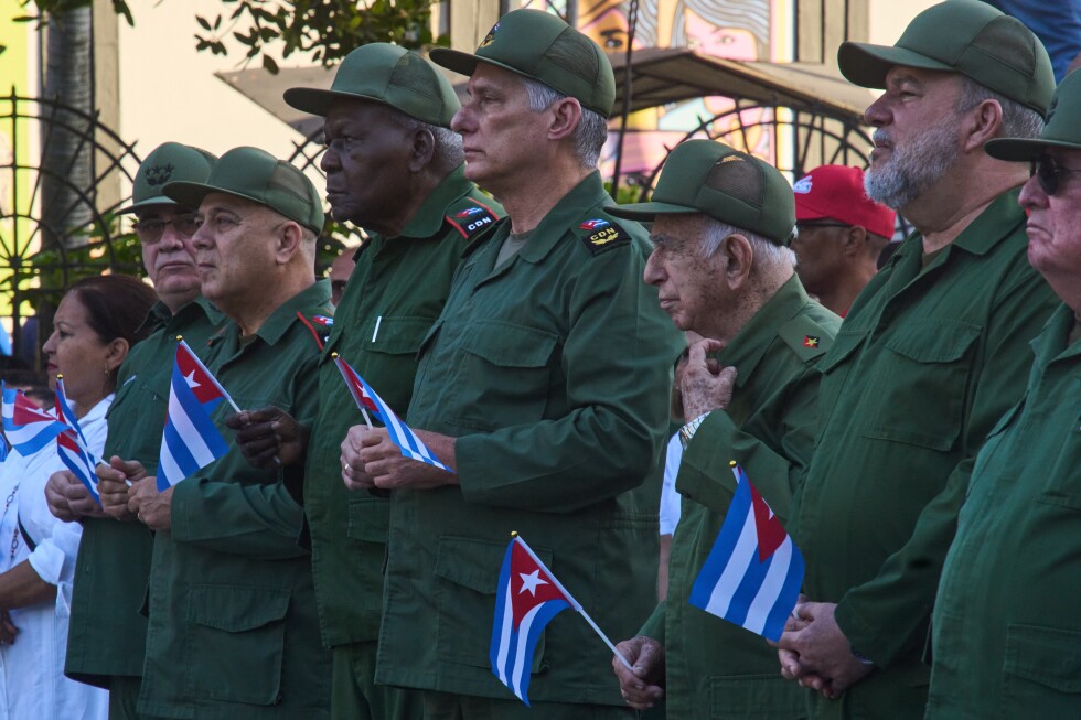 Cuba y EE.UU. se reúnen a escondidas: ¿fin del bloqueo de combustible?