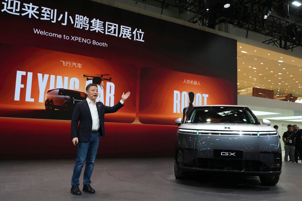 China acelera el futuro: coches que se cargan en minutos y se paran solos