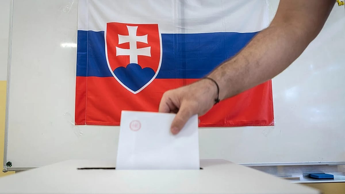 Eslovaquia desafía a Fico: referéndum contra sueldos vitalicios