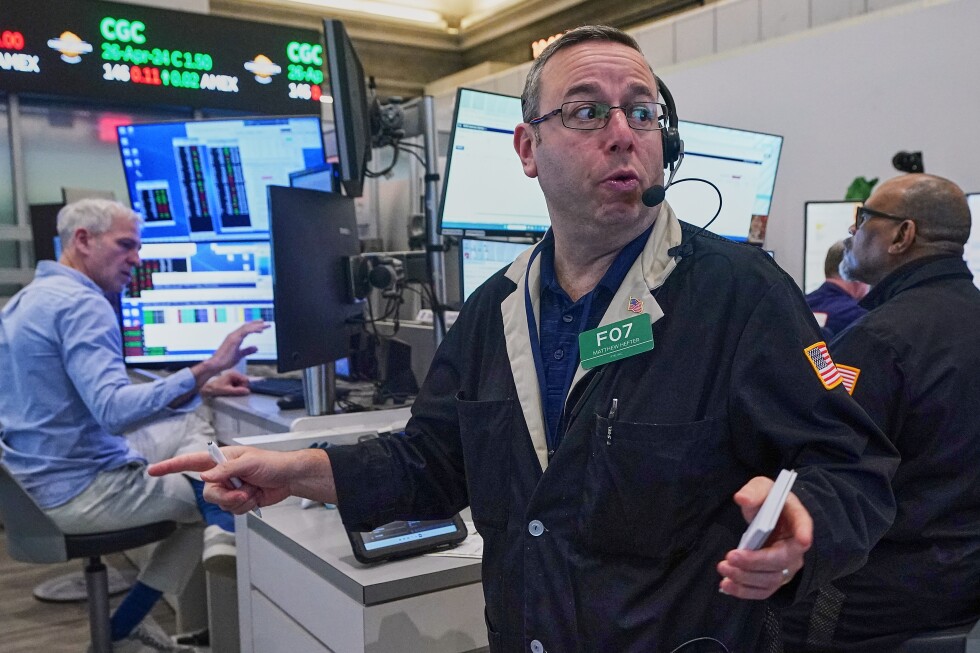 Intel arrasa en Bolsa: récords mientras la guerra Irán-EEUU tensa el petróleo