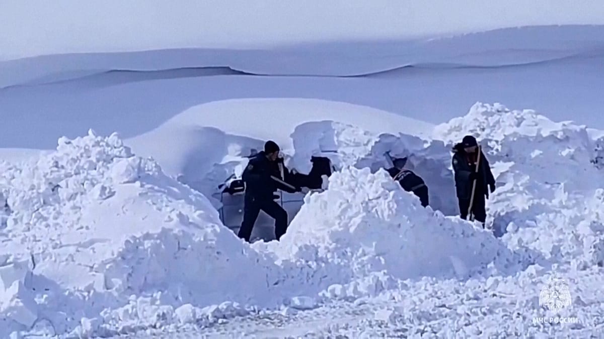 Nevada brutal en abril paraliza el este de Rusia: rescatan a 250 personas
