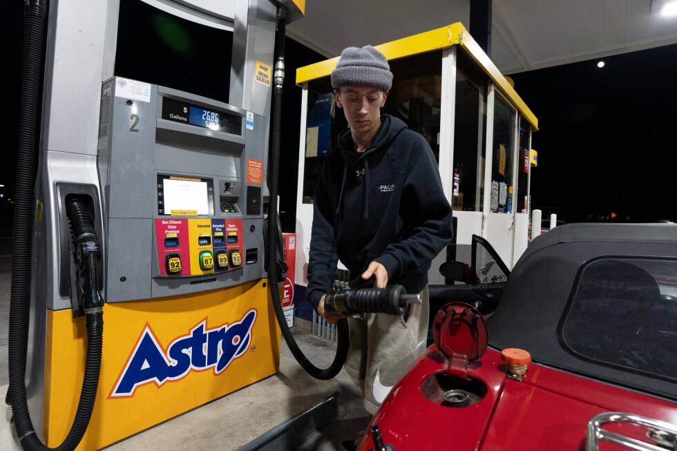 Gasolina por las nubes en EE.UU.: la guerra con Irán la encarece un 52%