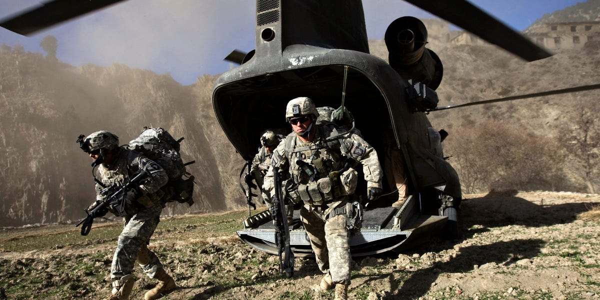 Veteranos de Irak alertan: La guerra de EEUU en Irán puede ser un error fatal