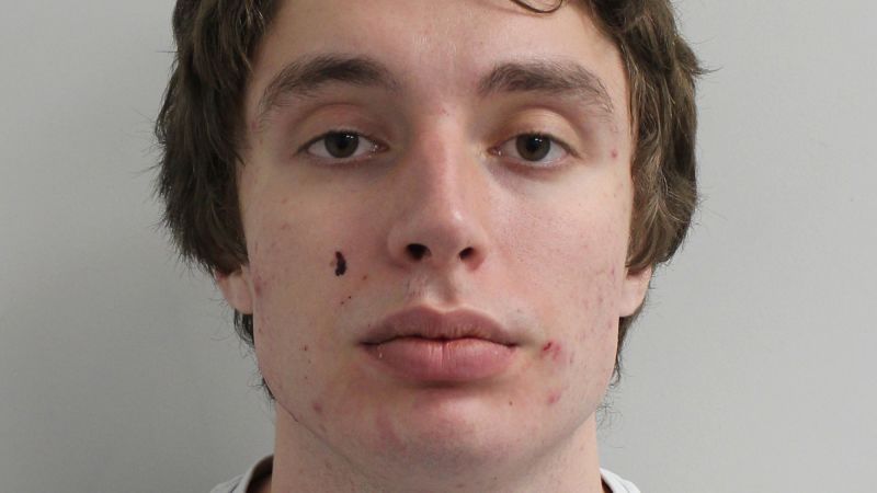 Barron Trump salva a una mujer llamando a la poli desde EE.UU.