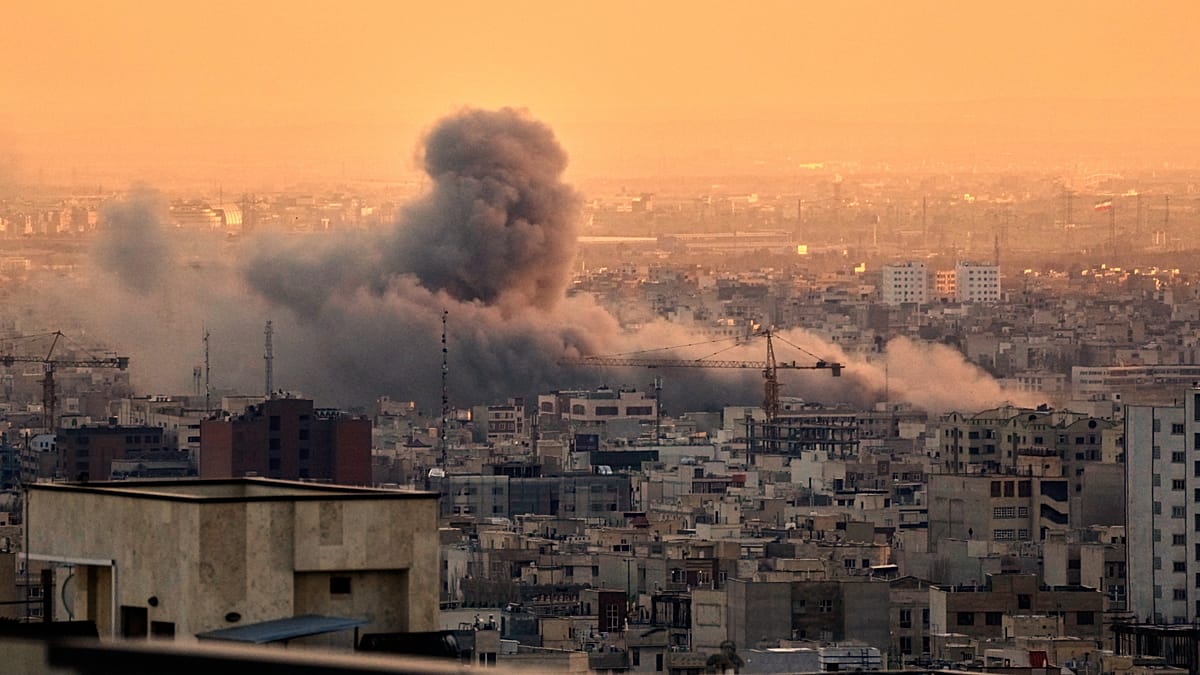 Irán resiste bombardeos de EE.UU. e Israel con su "escudo mosaico"