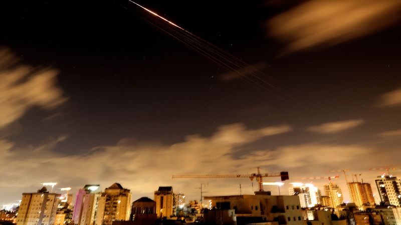 Trump da 10 días más a Irán: ¿se evita el apagón total?