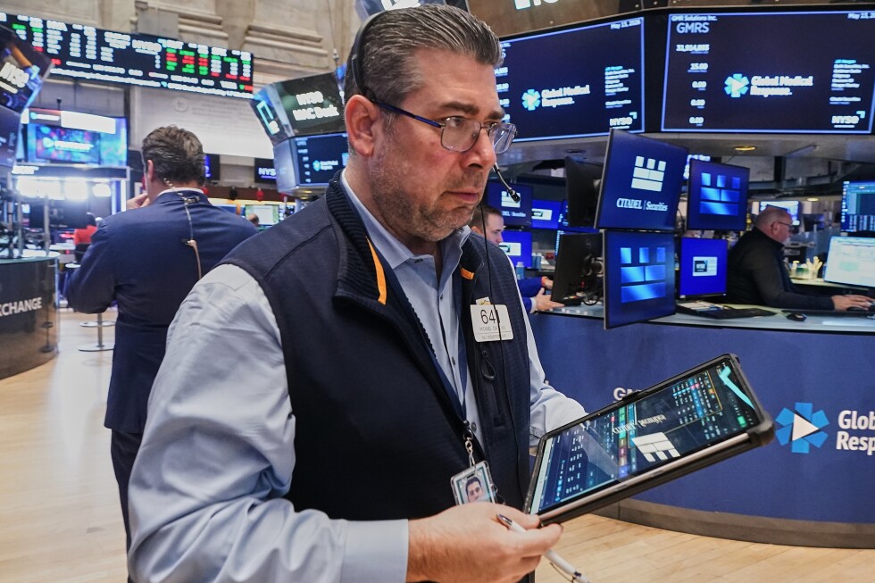 Dow Jones vuela por encima de 50.000: Cisco y la IA salvan la bolsa pese a la guerra