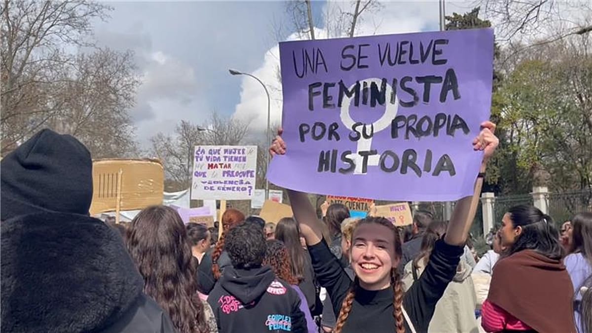 Europa en pie por las mujeres: Miles protestan contra violencia y guerra