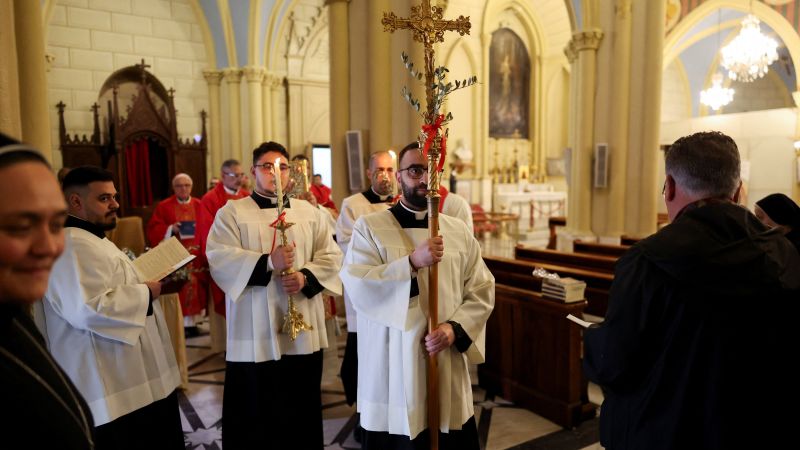 Escándalo en Jerusalén: Vetados líderes católicos del Santo Sepulcro por primera vez en siglos