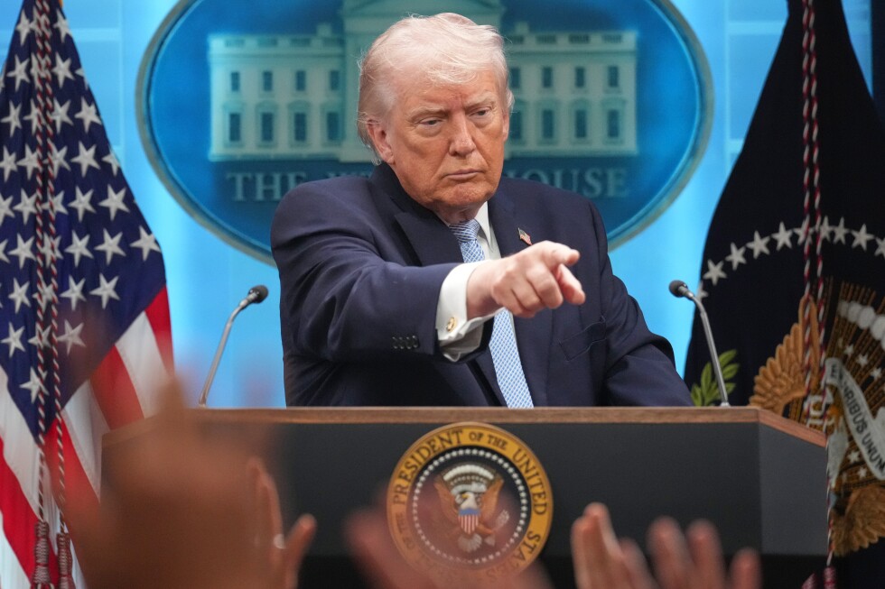 Trump para el ataque a Irán en el último minuto: ¿tregua o más tensión?