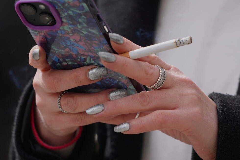 Reino Unido da el paso: adiós cigarrillos para los niños de hoy