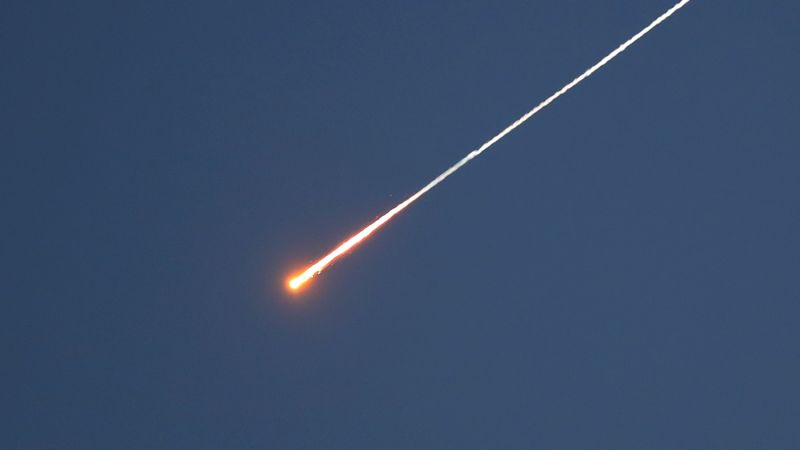 Hutíes de Yemen entran en guerra: misiles a Israel y amenaza al Mar Rojo