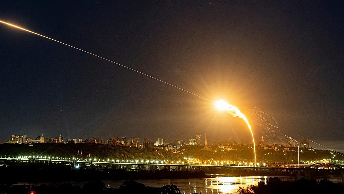 Rusia bate récord de drones sobre Ucrania: ¿se complica la paz?