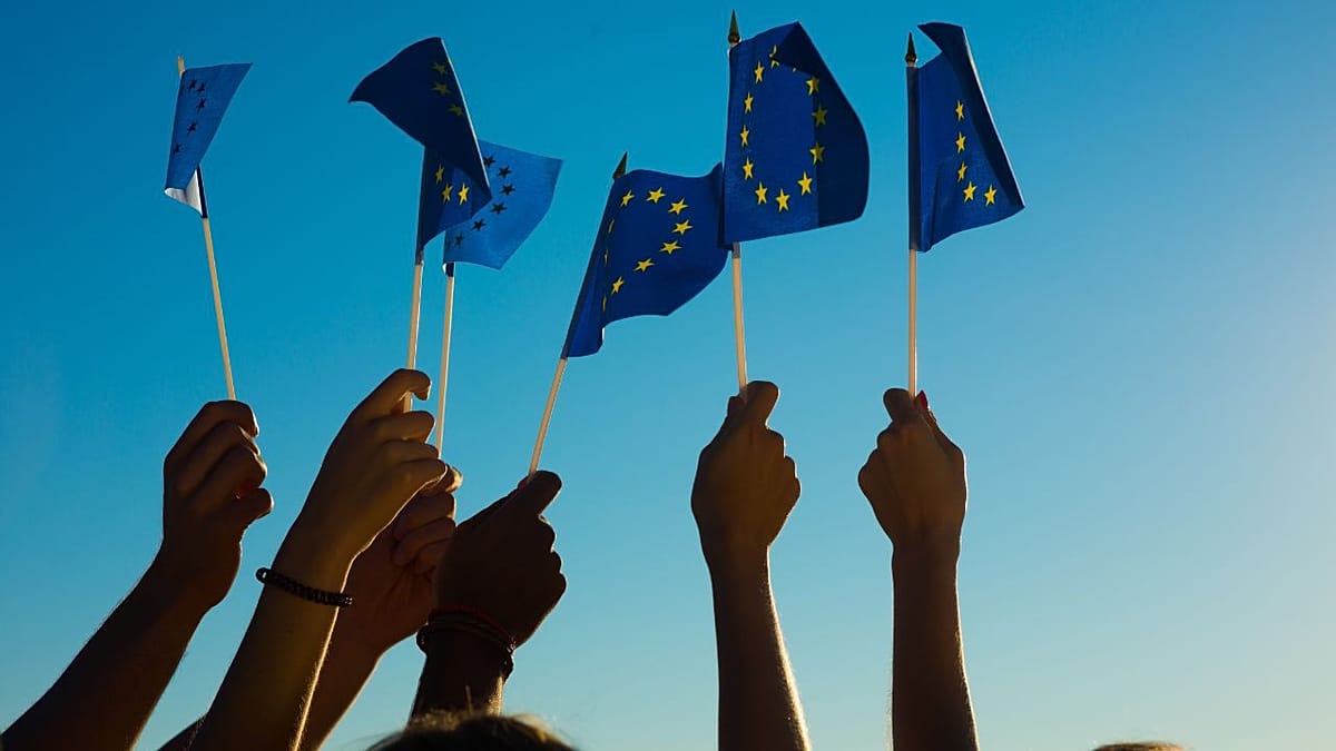 El CEO de Siemens critica a la UE: prefiere invertir en EE.UU. y China por regulaciones